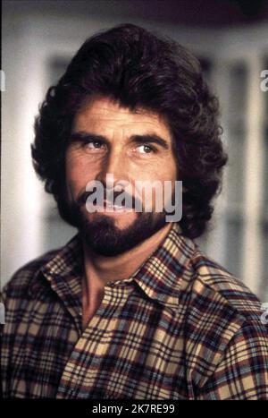 James Brolin Film: The Amityville Horror (USA 1979) Characters: George Lutz  Director: Stuart Rosenberg 27 July 1979   **WARNING** This Photograph is for editorial use only and is the copyright of AIP and/or the Photographer assigned by the Film or Production Company and can only be reproduced by publications in conjunction with the promotion of the above Film. A Mandatory Credit To AIP is required. The Photographer should also be credited when known. No commercial use can be granted without written authority from the Film Company. Stock Photo