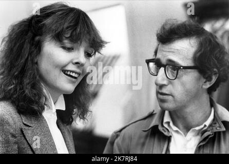 Diane Keaton & Woody Allen Film: Manhattan (USA 1979) Characters: Mary Wilkie & Isaac Davis  Director: Woody Allen 25 April 1979   **WARNING** This Photograph is for editorial use only and is the copyright of UNITED ARTISTS and/or the Photographer assigned by the Film or Production Company and can only be reproduced by publications in conjunction with the promotion of the above Film. A Mandatory Credit To UNITED ARTISTS is required. The Photographer should also be credited when known. No commercial use can be granted without written authority from the Film Company. Stock Photo