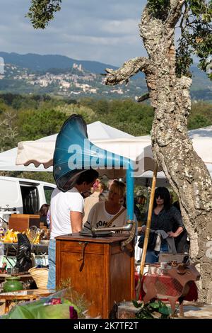 A gramophone Player for sale at Jas de Robert Antiques Market near Cogolin, in the Var, Provence-Alpes-Côte d'Azur region in Southern France. Stock Photo