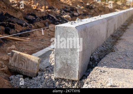 String line level guide hi-res stock photography and images - Alamy