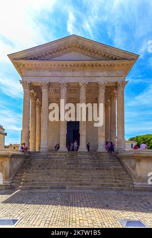 The Maison Carrée is an ancient building in Nîmes, France. The temple is believed to have been built possibly around 19BC, commissioned by Marcus Agri Stock Photo