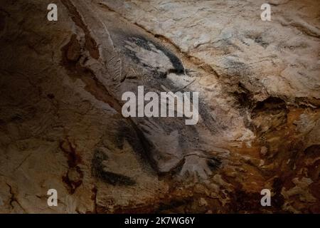 Marseille, France. 17th Oct, 2022. The cave drawing of a group of hands is seen on the walls in the reconstruction of the Cosquer Cave located in the Villa Mediterranee in Marseille. On October 17, the Southern Region and the company Kleber Rossillon, which operates the replica of the Cosquer Cave, open since June 2022, celebrated the 350,000th visitor. Among them, more than 40% come from the Provence-Alpes-Cote-d'Azur region. Credit: SOPA Images Limited/Alamy Live News Stock Photo