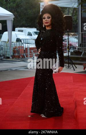 Mexico. 18th Oct, 2022. October 18, 2022, Mexico City, Mexico: Regina Boche attends the 4th Metropolitan Theater Awards (Los Metro) red carpet at the Centro Cultural del Bosque. on October 18, 2022 in Mexico City, Mexico. (Photo by Carlos Tischler/ Eyepix Group) (Photo by Eyepix/Sipa USA) Credit: Sipa USA/Alamy Live News Stock Photo