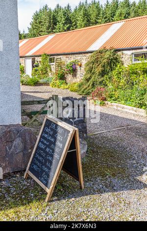 Farm shop sale board at Corrylach Farm at the northern end of Lussa Loch on the Kintyre Peninsula, Argyll & Bute, Scotland UK Stock Photo