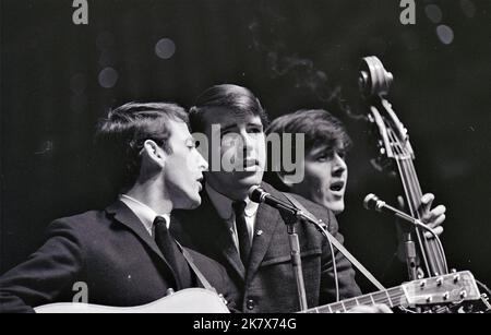 THE BACHELORS Irish pop trio in October 1964. From left: Dec Cluskey, Con Cluskey, John Stokes. Photo: Tony Gale Stock Photo