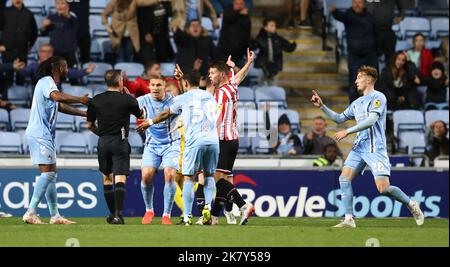 Coventry, UK. 19th Oct, 2022. Coventry players claim a penalty during the Sky Bet Championship match at the Coventry Building Society Arena, Coventry. Picture credit should read: Darren Staples/Sportimage Credit: Sportimage/Alamy Live News Stock Photo