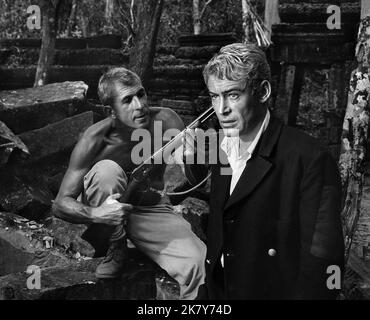 Richard Brooks & Peter O'Toole Film: Lord Jim (USA/UK 1965)   Director: Richard Brooks 15 February 1965   **WARNING** This Photograph is for editorial use only and is the copyright of COLUMBIA and/or the Photographer assigned by the Film or Production Company and can only be reproduced by publications in conjunction with the promotion of the above Film. A Mandatory Credit To COLUMBIA is required. The Photographer should also be credited when known. No commercial use can be granted without written authority from the Film Company. Stock Photo