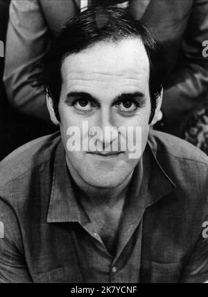 John Cleese Television: Monty Python'S Flying Circus (TV-Serie)   Uk 1969-1974, 05 October 1969   **WARNING** This Photograph is for editorial use only and is the copyright of BBCPYTHON (MONTY) PICTURES and/or the Photographer assigned by the Film or Production Company and can only be reproduced by publications in conjunction with the promotion of the above Film. A Mandatory Credit To BBCPYTHON (MONTY) PICTURES is required. The Photographer should also be credited when known. No commercial use can be granted without written authority from the Film Company. Stock Photo