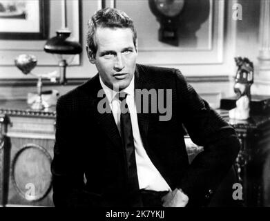 PAUL NEWMAN in HARPER (1966), directed by JACK SMIGHT. Credit: WARNER ...