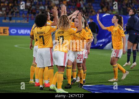 Barcelona, Spain. 19th Oct, 2022. players of SL Benfica during the UEFA Women's Champions League match between FC Barcelona and SL Benfica at Johan Cruyff Stadium in Barcelona, Spain. Credit: DAX Images/Alamy Live News Stock Photo