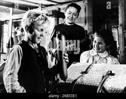 ELSIE ATTENHOFER, ELSBETH SIGMUND, HEIDI, 1952 Stock Photo - Alamy