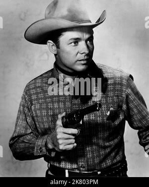 Audie Murphy Film: Ride A Crooked Trail (1955) Characters: Joe Maybe  Director: Jesse Hibbs 23 December 1958   **WARNING** This Photograph is for editorial use only and is the copyright of UNIVERSAL and/or the Photographer assigned by the Film or Production Company and can only be reproduced by publications in conjunction with the promotion of the above Film. A Mandatory Credit To UNIVERSAL is required. The Photographer should also be credited when known. No commercial use can be granted without written authority from the Film Company. Stock Photo