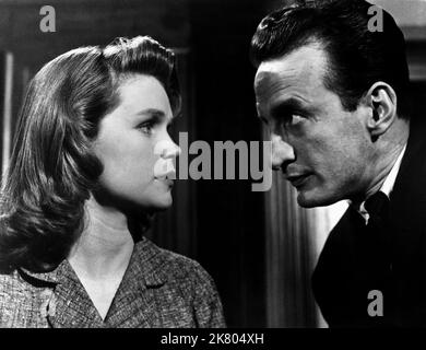 Lee Remick & George C. Scott Film: Anatomy Of A Murder (1959) Characters: Laura Manion & Asst. State Atty. Gen. Claude Dancer  Director: Otto Preminger 01 July 1959   **WARNING** This Photograph is for editorial use only and is the copyright of COLUMBIA and/or the Photographer assigned by the Film or Production Company and can only be reproduced by publications in conjunction with the promotion of the above Film. A Mandatory Credit To COLUMBIA is required. The Photographer should also be credited when known. No commercial use can be granted without written authority from the Film Company. Stock Photo