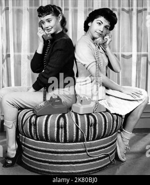 Roberta Shore & Annette Funicello Film: The Shaggy Dog (USA 1959) Characters: FRANCESKA ANDRASSY, ALLISON D'ALLESSIO  Director: Charles Barton 19 March 1959   **WARNING** This Photograph is for editorial use only and is the copyright of WALT DISNEY and/or the Photographer assigned by the Film or Production Company and can only be reproduced by publications in conjunction with the promotion of the above Film. A Mandatory Credit To WALT DISNEY is required. The Photographer should also be credited when known. No commercial use can be granted without written authority from the Film Company. Stock Photo