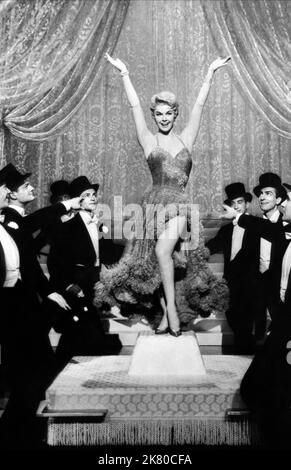 LOVE ME OR LEAVE ME 1955 MGM film with Doris Day Stock Photo - Alamy