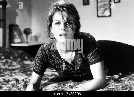 Maledetto imbroglio - Germi Cardinale Stock Photo - Alamy