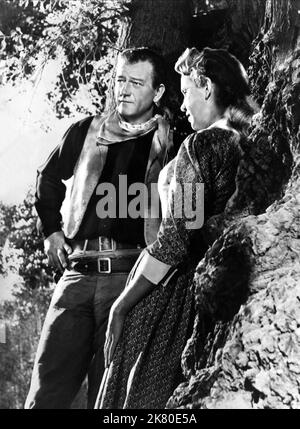 HONDO 1953 Warner Bros film with John Wayne and Geraldine Page Stock ...