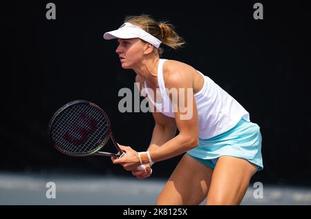 Liudmila Samsonova of Russia in action during her first-round match at the 2022 WTA Guadalajara Open Akron WTA 1000 tennis tournament on October 17, 2022 in Guadalajara, Mexico - Photo: Rob Prange/DPPI/LiveMedia Stock Photo