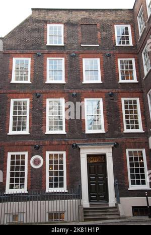 Dr Johnson's House is one of the few residential houses of its age still surviving in the City of London. Built c.1700, it was his home and workplace. Stock Photo