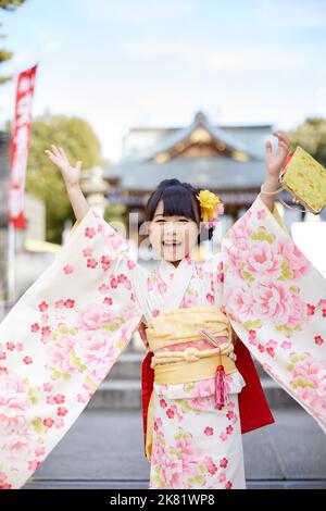 Japanese kid wearing kimono at the temple Stock Photo