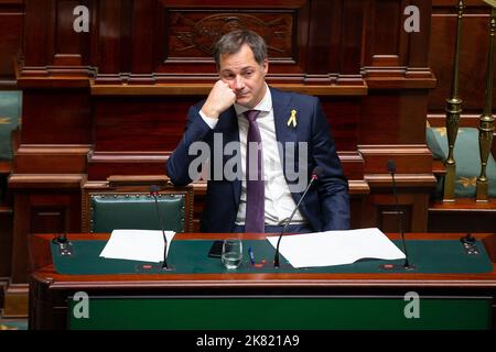 Brussels, Belgium, 20 October 2022. Prime Minister Alexander De Croo pictured during a plenary session of the Chamber at the Federal Parliament in Brussels on Thursday 20 October 2022. BELGA PHOTO JAMES ARTHUR GEKIERE Stock Photo