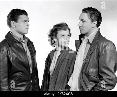 Barry Nelson, Laraine Day & Stuart Crawford Film: A Yank On The Burma Road; China Caravan (USA 1942)   Director: George B. Seitz 29 January 1942   **WARNING** This Photograph is for editorial use only and is the copyright of MGM and/or the Photographer assigned by the Film or Production Company and can only be reproduced by publications in conjunction with the promotion of the above Film. A Mandatory Credit To MGM is required. The Photographer should also be credited when known. No commercial use can be granted without written authority from the Film Company. Stock Photo