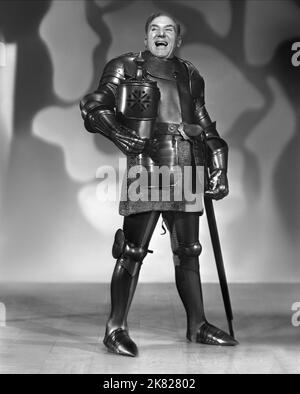 William Bendix Film: A Connecticut Yankee In King Arthur'S Court (1949)   Director: Tay Garnett 07 April 1949   **WARNING** This Photograph is for editorial use only and is the copyright of PARAMOUNT and/or the Photographer assigned by the Film or Production Company and can only be reproduced by publications in conjunction with the promotion of the above Film. A Mandatory Credit To PARAMOUNT is required. The Photographer should also be credited when known. No commercial use can be granted without written authority from the Film Company. Stock Photo