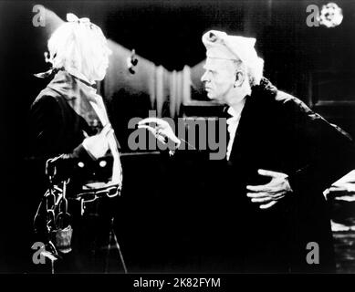 Leo G. Carroll & Reginald Owen Film: A Christmas Carol (1938) Characters: Marley's Ghost, Ebenezer Scrooge  Director: Arlene Sanford 16 December 1938   **WARNING** This Photograph is for editorial use only and is the copyright of MGM and/or the Photographer assigned by the Film or Production Company and can only be reproduced by publications in conjunction with the promotion of the above Film. A Mandatory Credit To MGM is required. The Photographer should also be credited when known. No commercial use can be granted without written authority from the Film Company. Stock Photo