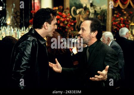 AMERICA'S SWEETHEARTS, Hank Azaria, Billy Crystal, 2001, (c)Columbia ...