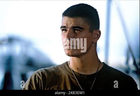 Josh Hartnett Film: Black Hawk Down (USA/UK 2001) Characters: Eversmann  Director: Ridley Scott 18 December 2001   **WARNING** This Photograph is for editorial use only and is the copyright of SCOTT FREE PRODUCTIONS and/or the Photographer assigned by the Film or Production Company and can only be reproduced by publications in conjunction with the promotion of the above Film. A Mandatory Credit To SCOTT FREE PRODUCTIONS is required. The Photographer should also be credited when known. No commercial use can be granted without written authority from the Film Company. Stock Photo