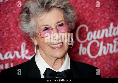 Ellen Travolta attends Hallmark's Countdown to Christmas red carpet at Radio City Music Hall in New York, NY, on October 20, 2022. (Photo by Efren Landaos/Sipa USA) Stock Photo