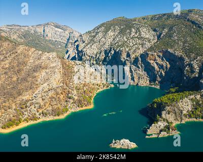 Green Canyon - natural beauty, one of the main attractions of Turkey. Beautiful drone top view of dam lake, reservoir Oymapinar on the river Manavgat, Turkey. Mountain cliffs around turquoise water. High quality photo Stock Photo