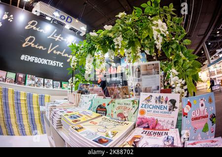 Frankfurt, Germany. 19th Oct, 2022. Frankfurt Book Fair, Frankfurter Buchmesse 2022: booth of publisher EMF (Edition Michael Fischer). Credit: Christian Lademann / LademannMedia Stock Photo