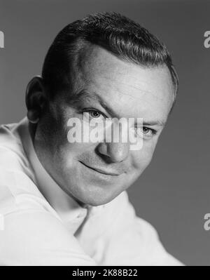 Aldo Ray  Actor   01 May 1958   **WARNING** This Photograph is for editorial use only and is the copyright of The Film Company and/or the Photographer assigned by the Film or Production Company and can only be reproduced by publications in conjunction with the promotion of the above Film. A Mandatory Credit To The Film Company is required. The Photographer should also be credited when known. No commercial use can be granted without written authority from the Film Company. Stock Photo