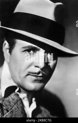 Warner Baxter  Actor   01 May 1935   **WARNING** This Photograph is for editorial use only and is the copyright of The  Film Company and/or the Photographer assigned by the  Film or Production Company and can only be reproduced by publications in conjunction with the promotion of the above  Film. A Mandatory Credit To The  Film Company is required. The Photographer should also be credited when known. No commercial use can be granted without written authority from the  Film Company. Stock Photo