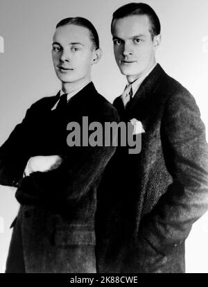 Jack Hope & Bob Hope  Actor With Brother   01 May 1928   **WARNING** This Photograph is for editorial use only and is the copyright of The Film Company and/or the Photographer assigned by the Film or Production Company and can only be reproduced by publications in conjunction with the promotion of the above Film. A Mandatory Credit To The Film Company is required. The Photographer should also be credited when known. No commercial use can be granted without written authority from the Film Company. Stock Photo