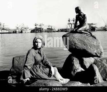 Ingmar Zeisberg  Actress & The Litlle Mermaid   01 May 1955   **WARNING** This Photograph is for editorial use only and is the copyright of The Film Company and/or the Photographer assigned by the Film or Production Company and can only be reproduced by publications in conjunction with the promotion of the above Film. A Mandatory Credit To The Film Company is required. The Photographer should also be credited when known. No commercial use can be granted without written authority from the Film Company. Stock Photo