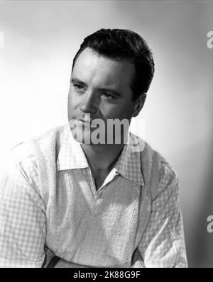 Jack Lemmon  Actor   17 July 1950   **WARNING** This Photograph is for editorial use only and is the copyright of The Film Company and/or the Photographer assigned by the Film or Production Company and can only be reproduced by publications in conjunction with the promotion of the above Film. A Mandatory Credit To The Film Company is required. The Photographer should also be credited when known. No commercial use can be granted without written authority from the Film Company. Stock Photo