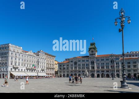 Unity of Italy Square (Piazza Unità d'Italia) looking towards the Palazzo del Municipio di Trieste (Town Hall), Trieste, Italy Stock Photo
