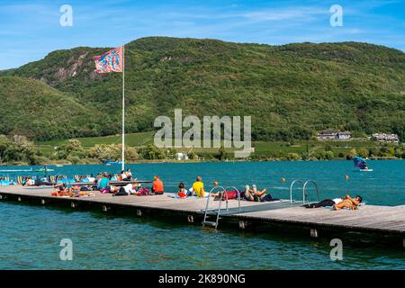 Gretl am See lido on Lake Kaltern, near the village of Kaltern, in the Adige Valley in South Tyrol, one of the two warmest lakes in the Alps, bathing Stock Photo