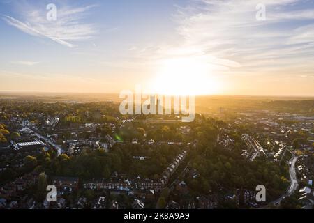 The sunrises over Lincoln Cathedral at Lincoln City Centre, Lincoln, United Kingdom. 22nd Oct, 2022. (Photo by Arron Gent/News Images) *Special note; Photo taken under A2 COFC licence in Lincoln, United Kingdom on 10/22/2022. (Photo by Arron Gent/News Images/Sipa USA) Credit: Sipa USA/Alamy Live News Stock Photo