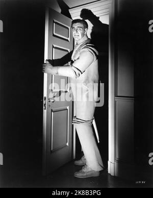 LON CHANEY Jr. in MAN MADE MONSTER / THE ELECTRIC MAN (in UK) / THE ATOMIC MONSTER (reissue title) 1941 director / screenplay GEORGE WAGGNER music Hans J. Salter make-up artists Jack P. Pierce Universal Pictures Stock Photo