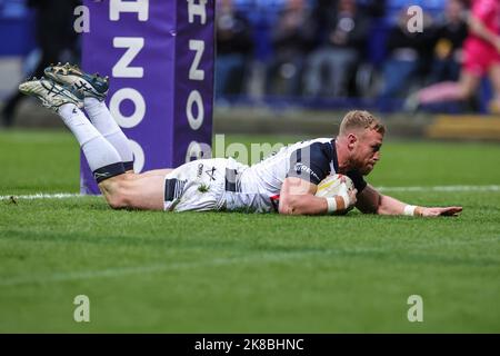 Luke Thompson of England goes over for a try during the Rugby League ...