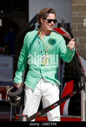 Austin, USA. 22nd Oct, 2022. Brad Pitt (USA), F1 Grand Prix of USA at Circuit of The Americas on October 22, 2022 in Austin, United States of America. (Photo by HIGH TWO) Credit: dpa/Alamy Live News Stock Photo