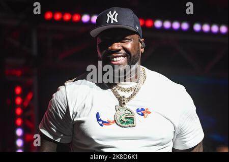 Milan, Italy. 22nd Oct, 2022. Milan, Italy - October 22, 2022: 50 Cent performs live at Mediolanum Forum (Photo by Piero Cruciatti/Sipa USA) Credit: Sipa USA/Alamy Live News Stock Photo