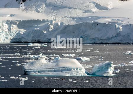 iceberg in neumayer channel. antarctic peninsula. antarctica Stock Photo