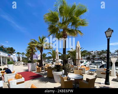 Restaurant in Cala Llonga Harbour, Cala d'Or, Mallorca, Majorca, Balearic Islands, Spain Stock Photo