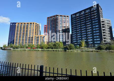 London City Island residential development, Leamouth Peninsula, Canning Town, East London, United Kingdom Stock Photo