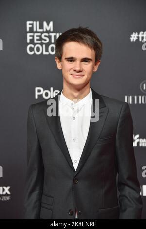 Cologne, Germany. 21st Oct, 2022. Actor Aaron Kissiov arrives for the screening of the film ' Souls ' at the 32nd Film Festival Cologne (formerly: Cologne Conference) 2022, an international film festival Credit: Horst Galuschka/dpa/Horst Galuschka dpa/Alamy Live News Stock Photo
