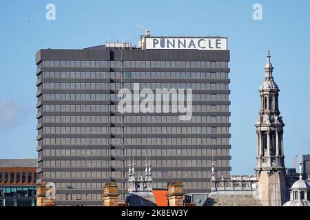 The Pinnacle office building in Leeds City Centre Stock Photo
